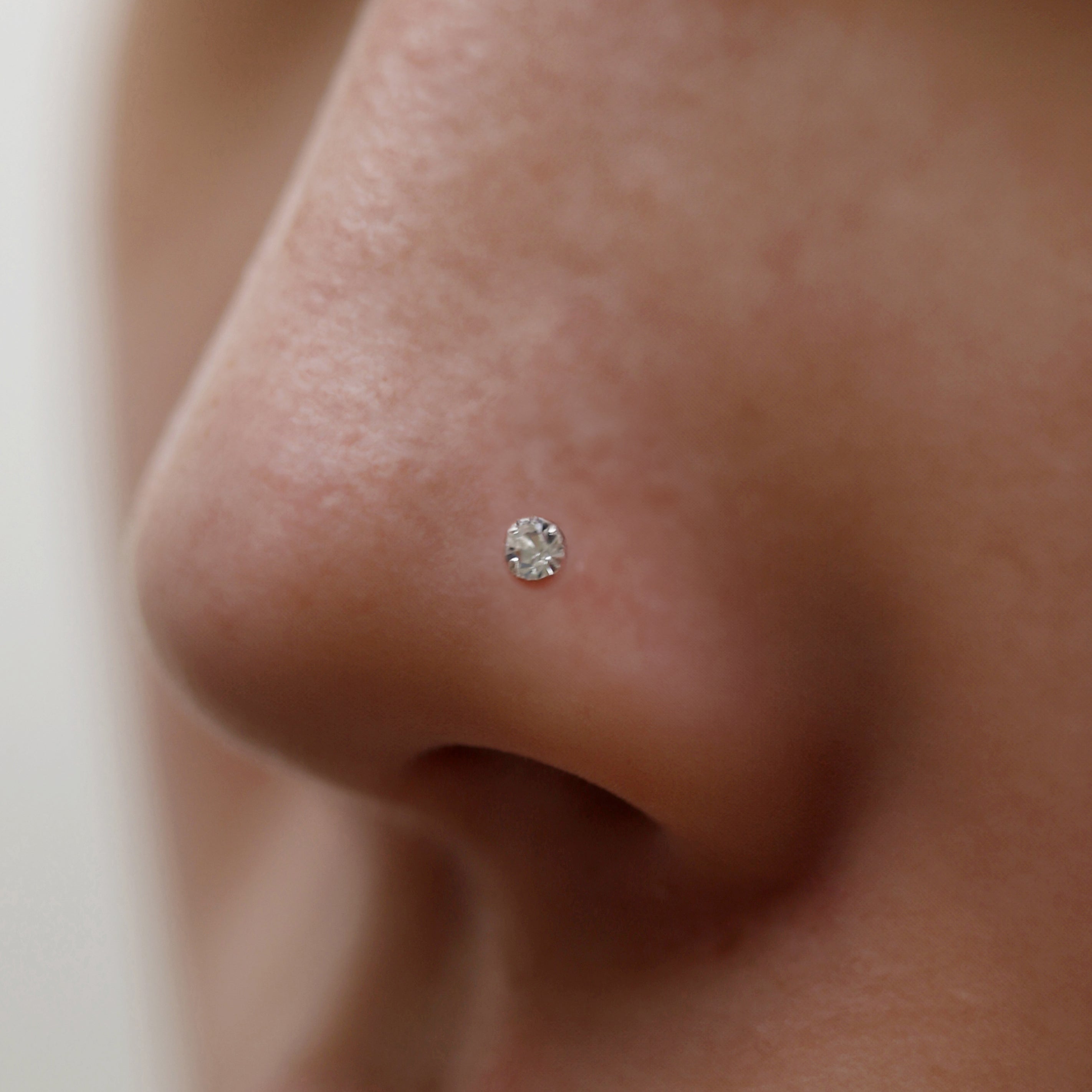 Tiny Cubic Zirconia Nose L-Stud