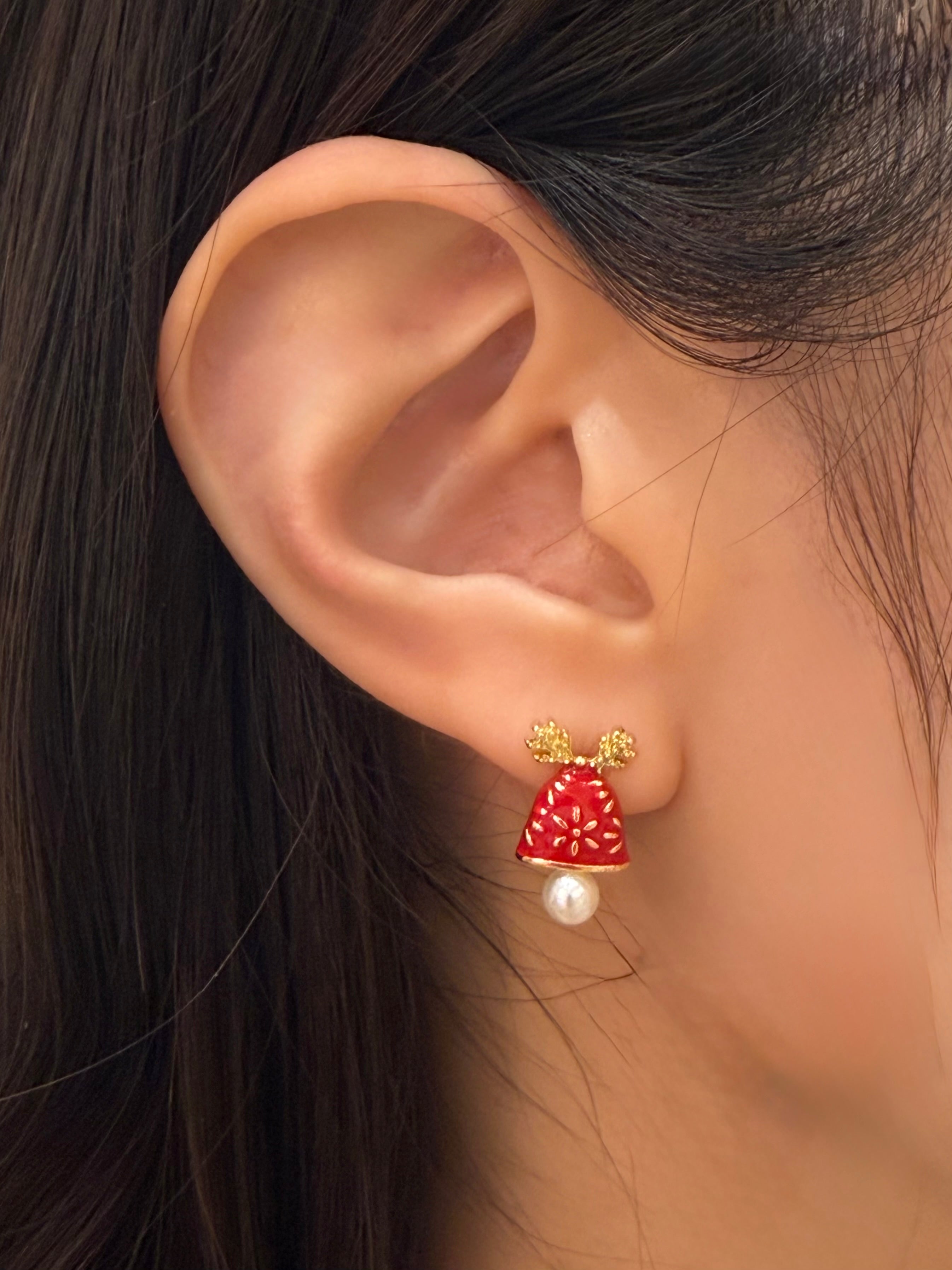Christmas reindeer pearl bell earrings