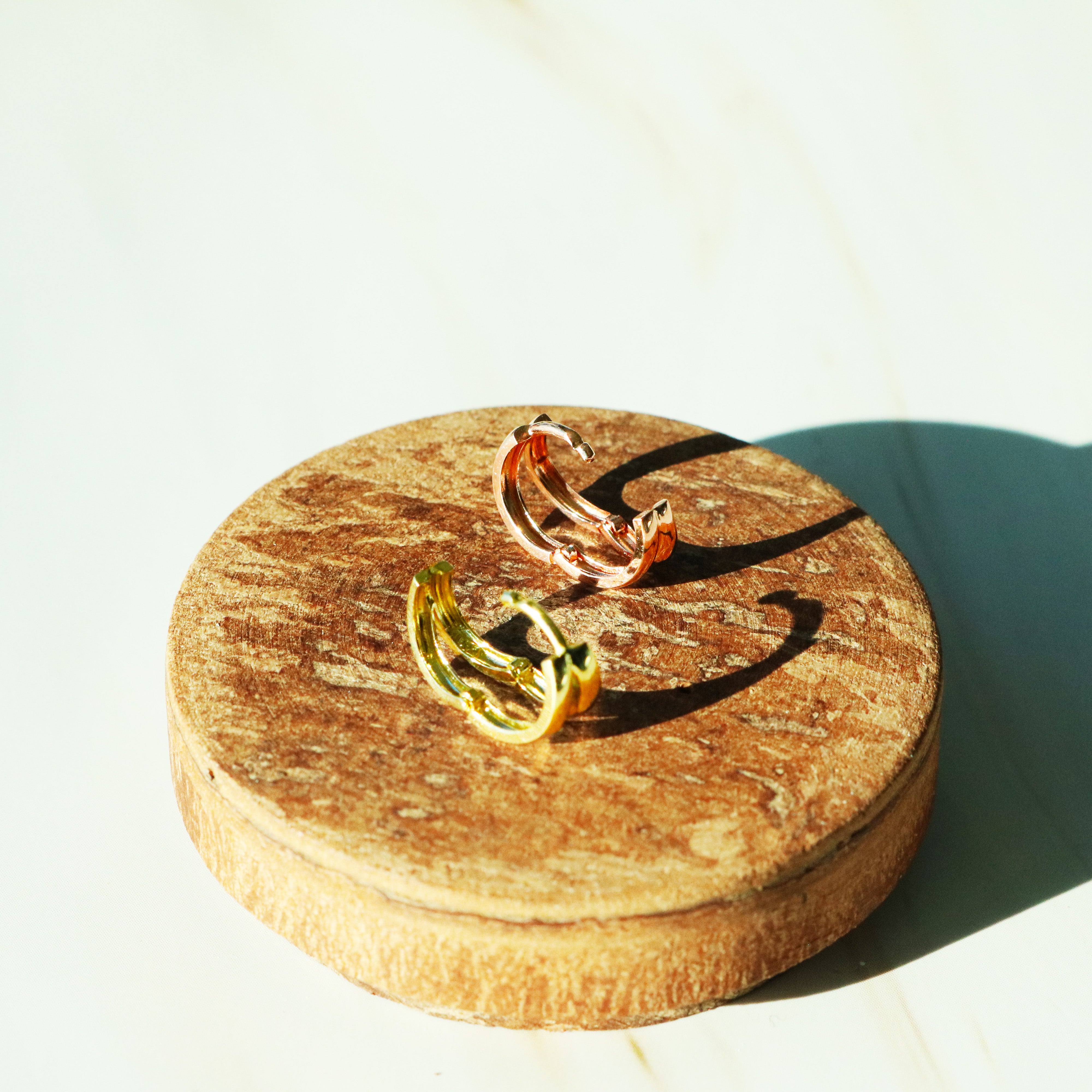 Double line huggie earring