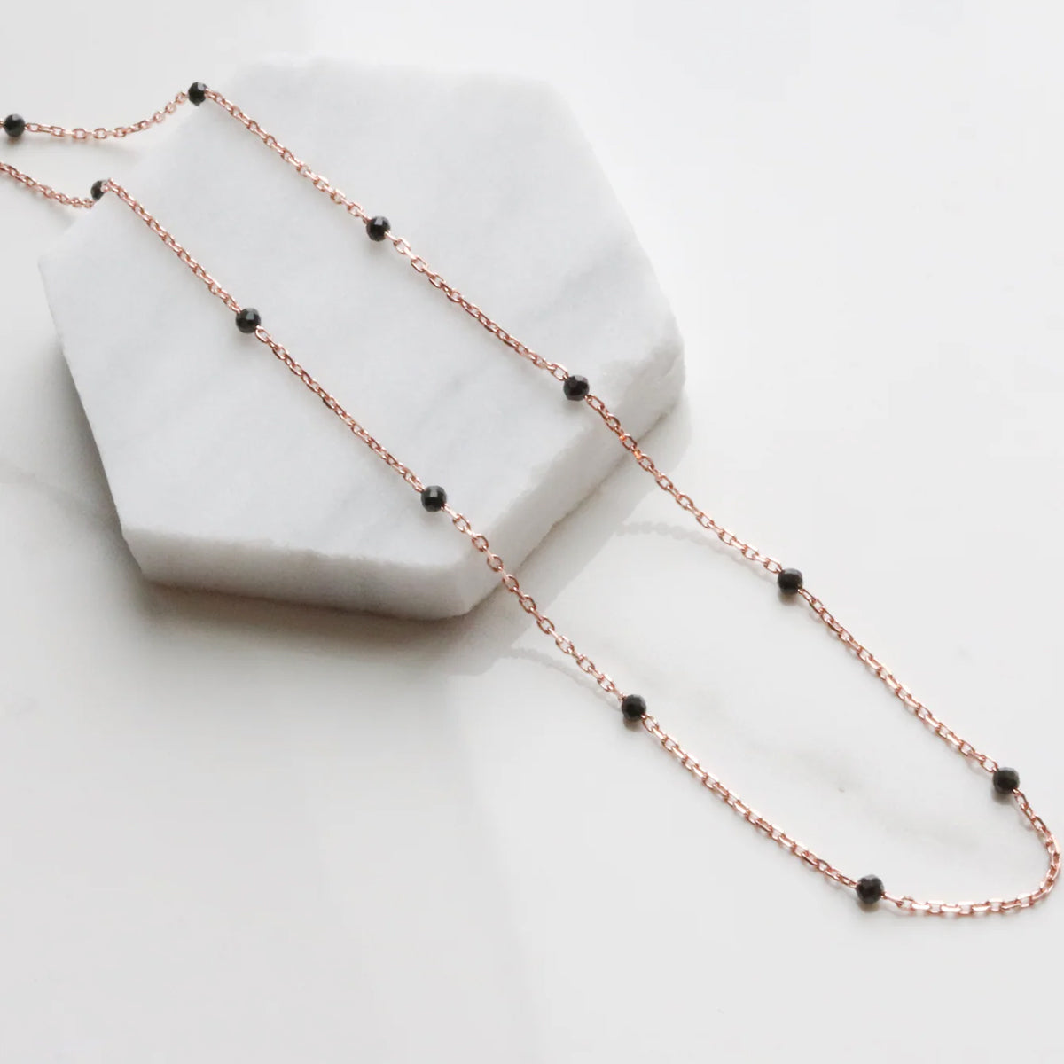 ★MIDNIGHT MOMENT.★ rhombic spinel necklace Black Unisex Spine Necklace online