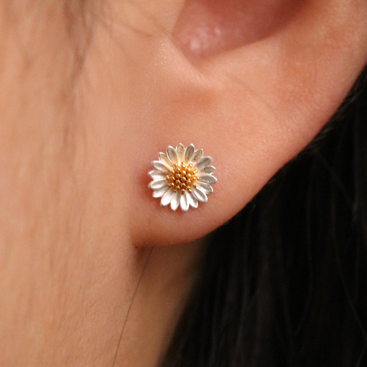 Daisy earrings