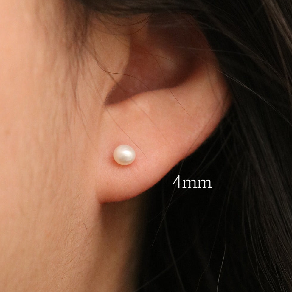 Fresh water pearl earrings (3 sizes)