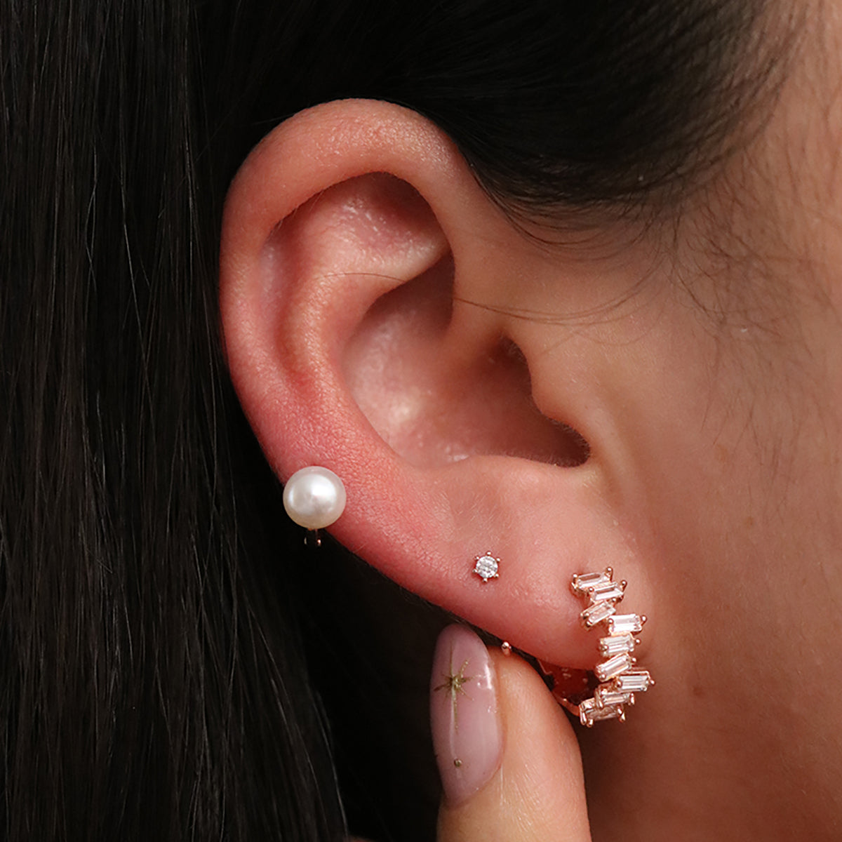 Fresh Water Pearl Huggie Earring