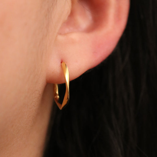 Twisted one-touch earrings