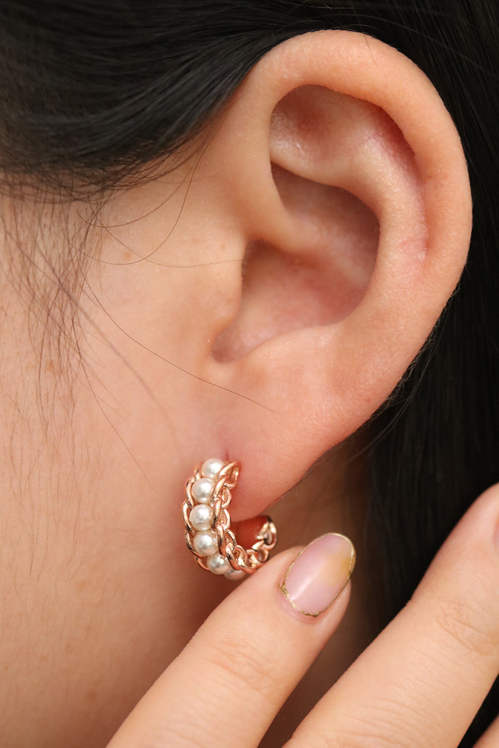 Relay pearl hoop earrings