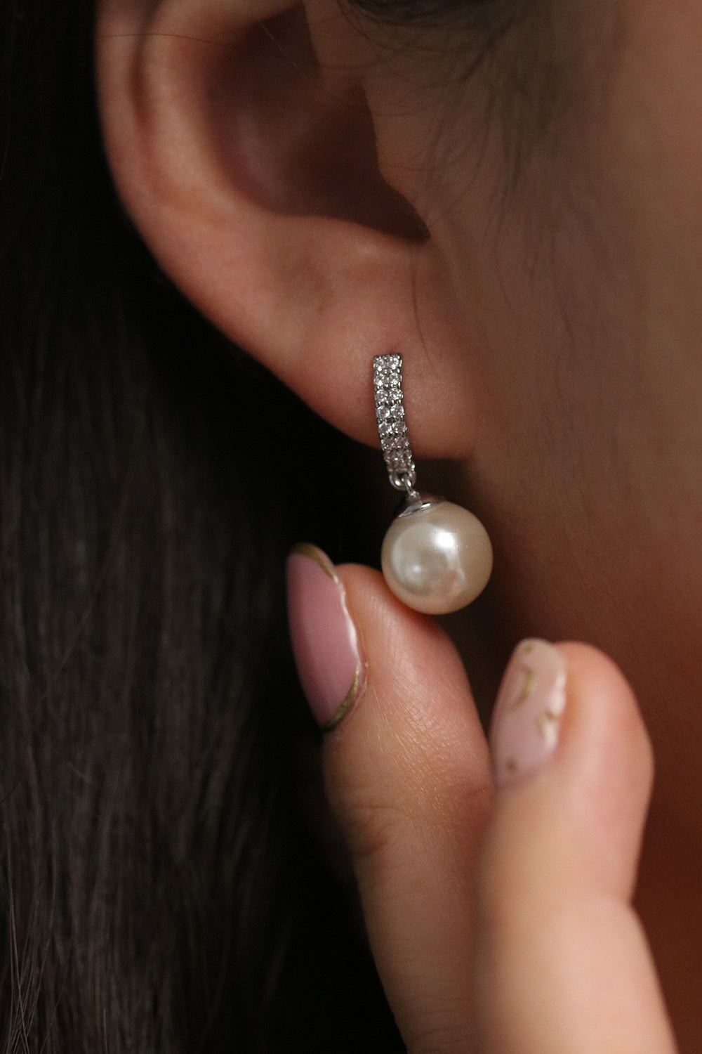 Elegant Pearl drop earrings