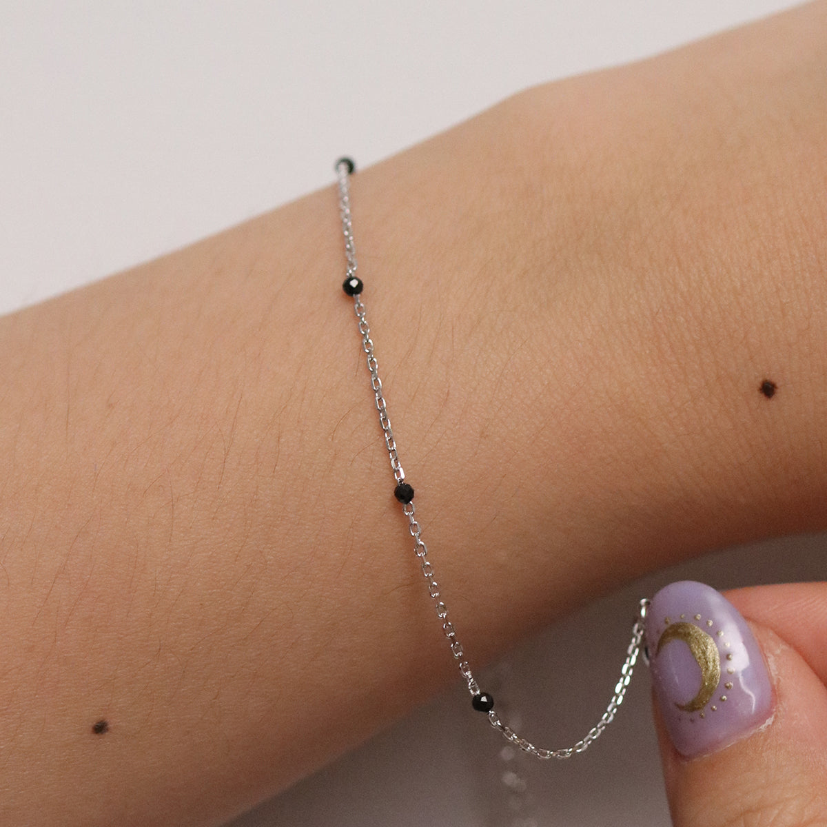 Black spinel bracelet