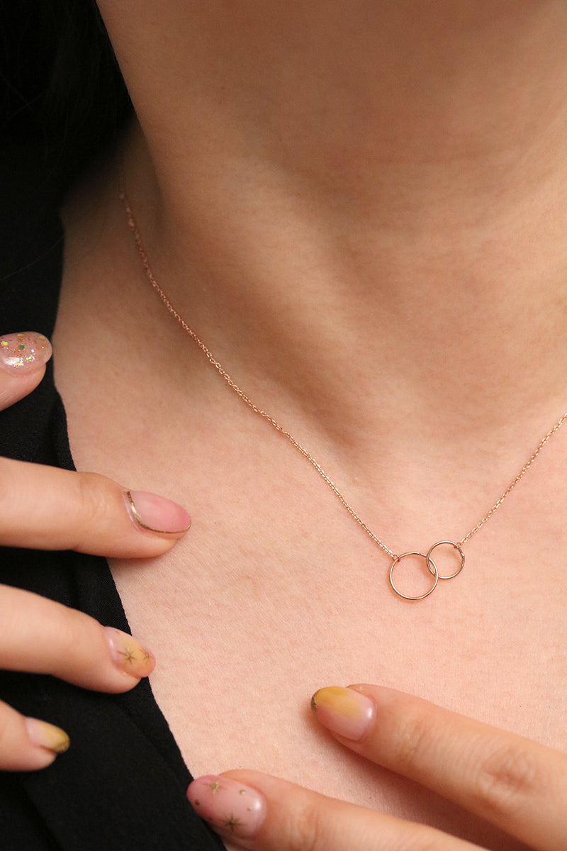 Double circles necklace