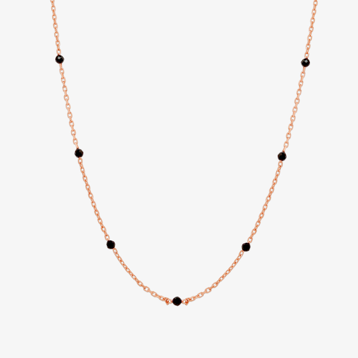 Black spinel relay necklace