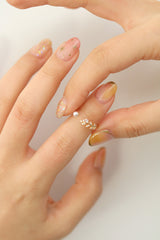 Pearl leave ring