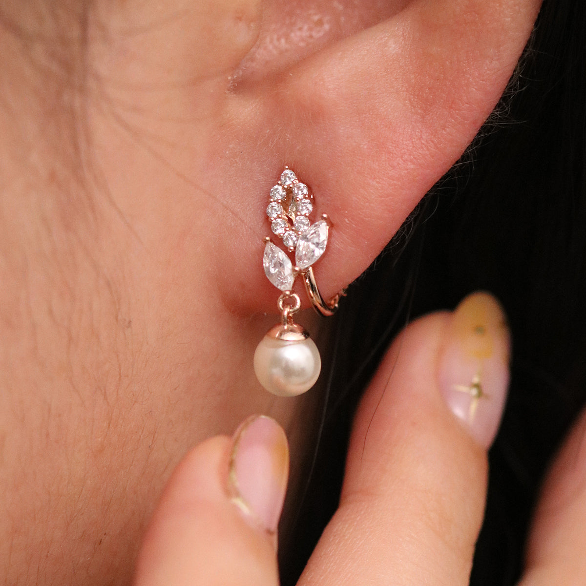 Laurel pearl drop clip on earrings