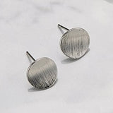 Curved circle earrings