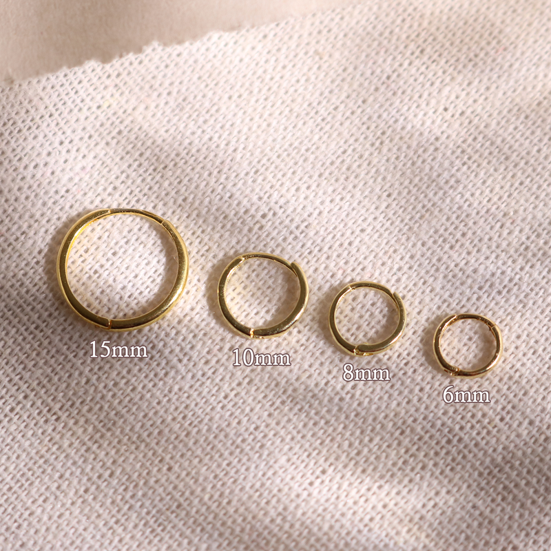 6mm huggie earring