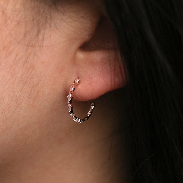 Relay cubic semi-hoop earrings