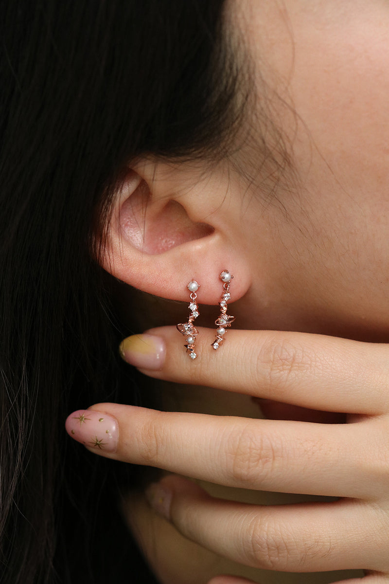 Milky way pearl dangle earrings