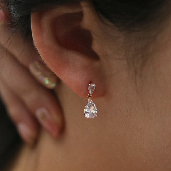 Tear drop dangle earrings