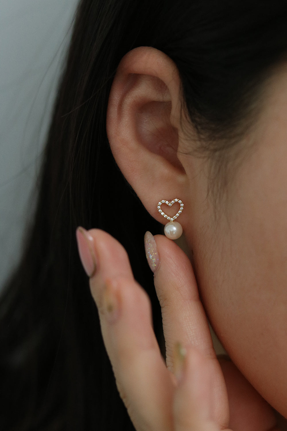 Heart pearl drop earrings