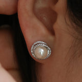 Pearl sparkle stud earrings