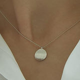 Curved circle necklace