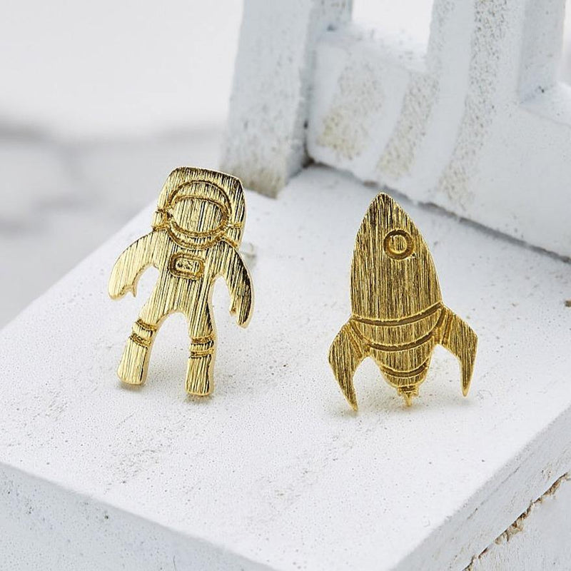 Astronaut & rocket earrings - NABILONDON