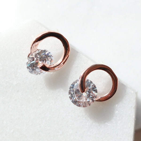 Cubic circle spins earrings