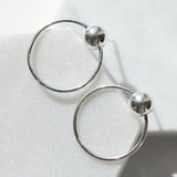 Ball with line circle earrings - NABILONDON