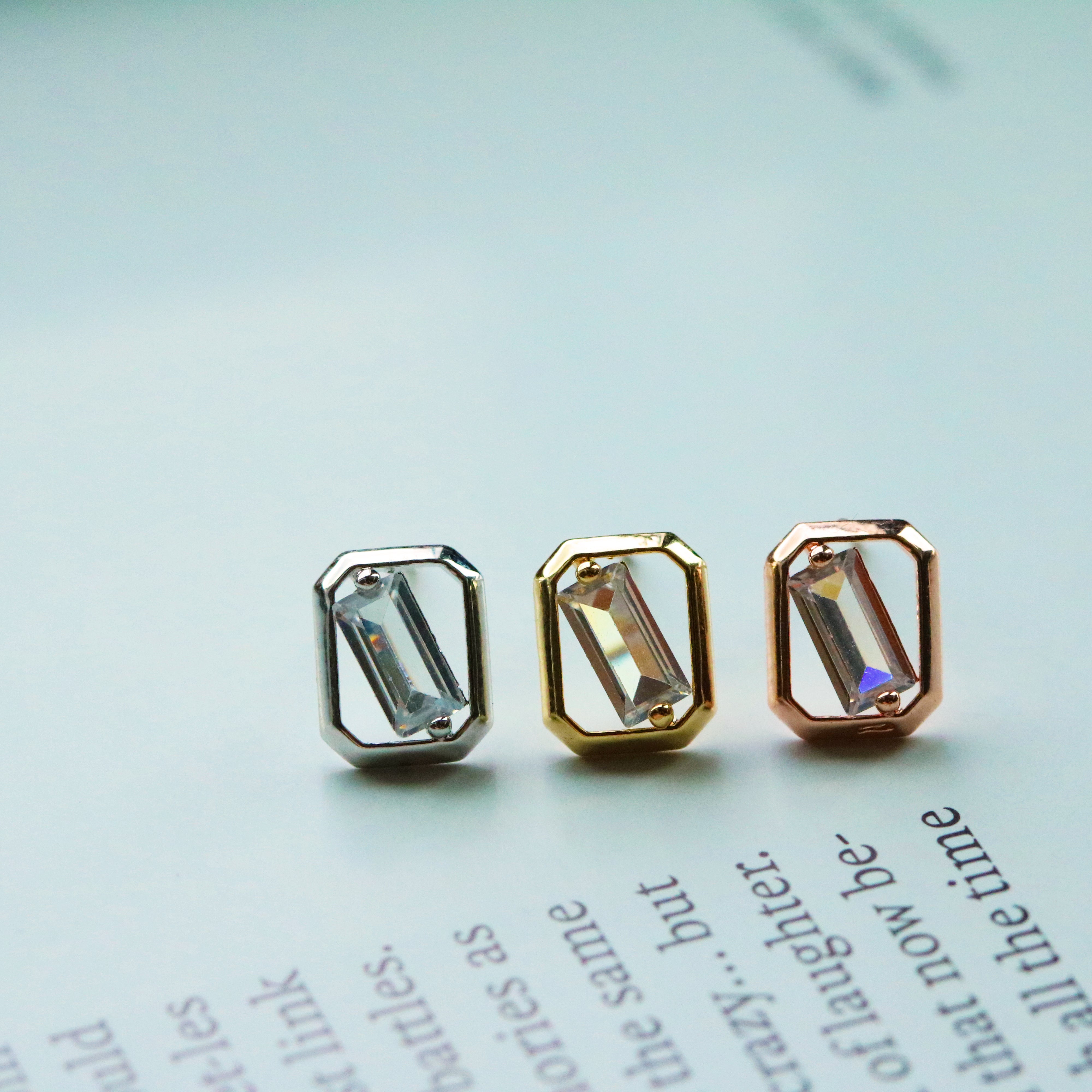 Square cubic earrings