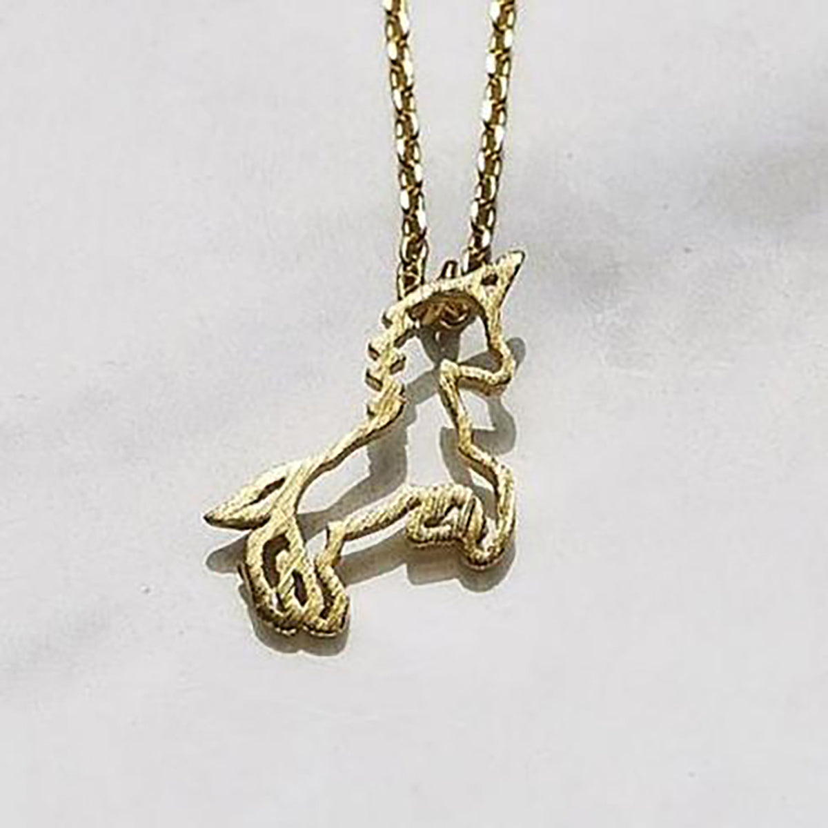 Line unicorn necklace